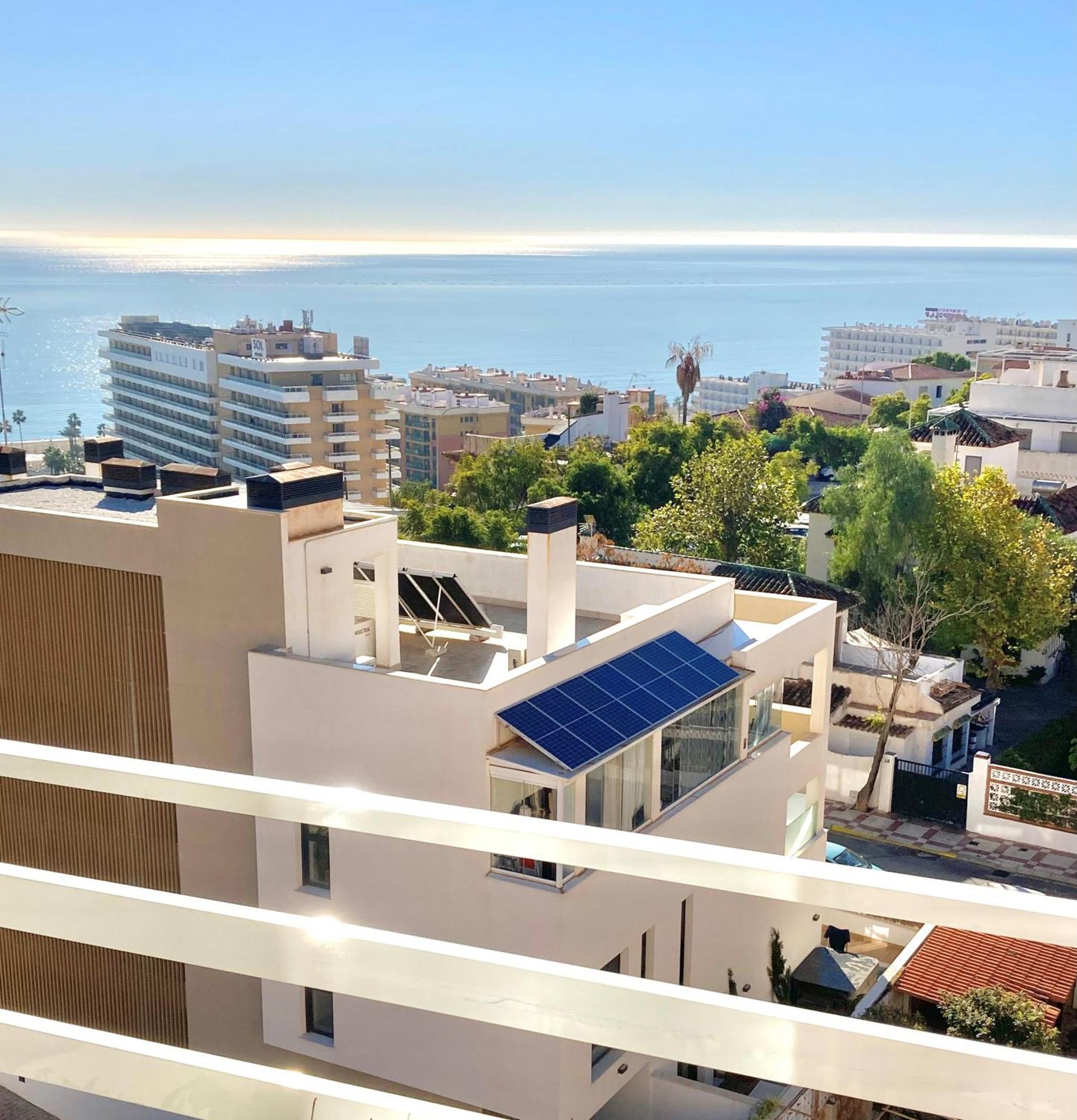 Beautiful Mediterranean Views In Central Torremolinos Ngoại thất bức ảnh